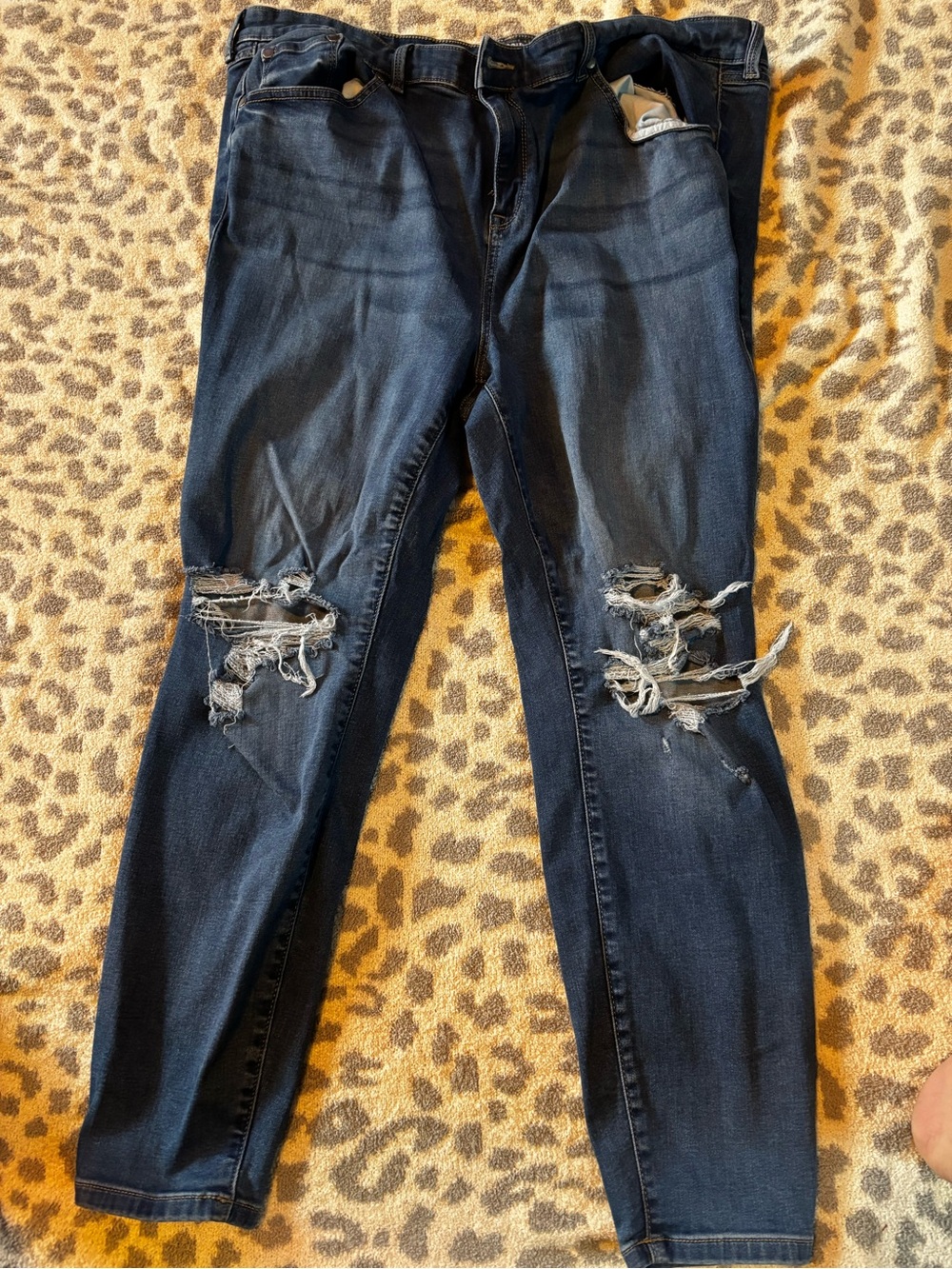 Ripped Dark Blue Women's Skinny Jeans